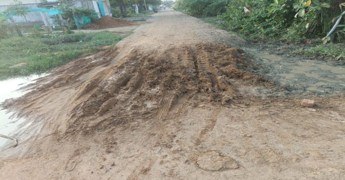 Build a moratorium and provide road facilities.