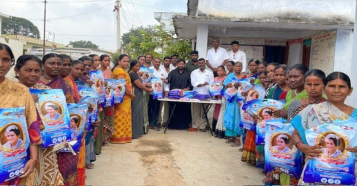 Indira Mahila Shakti sarees distributed in Pulicharla