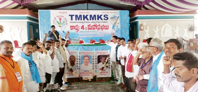 ప్రాణాలు పణంగా పెట్టి సంపద సృష్టి