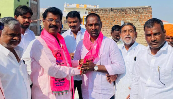 బీఆర్ఎస్ లో చేరికలు