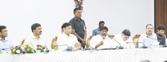 రాష్ట్రావసరాలకే కొత్త విద్యుత్ ప్రాజెక్ట్లు