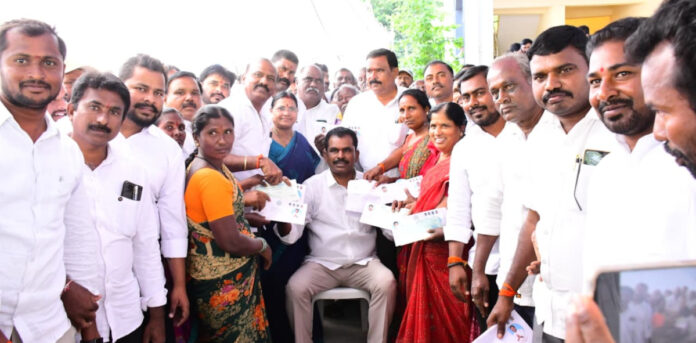 పేద కుటుంబాల పెండ్లిళ్లకు ఆర్థిక భరోసా కల్యాణలక్ష్మి