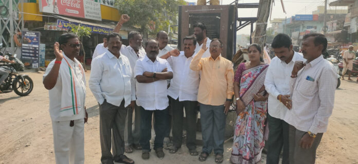 మహాత్మా జ్యోతిబా పూలే ఆశయాలను కొనసాగిద్దాం