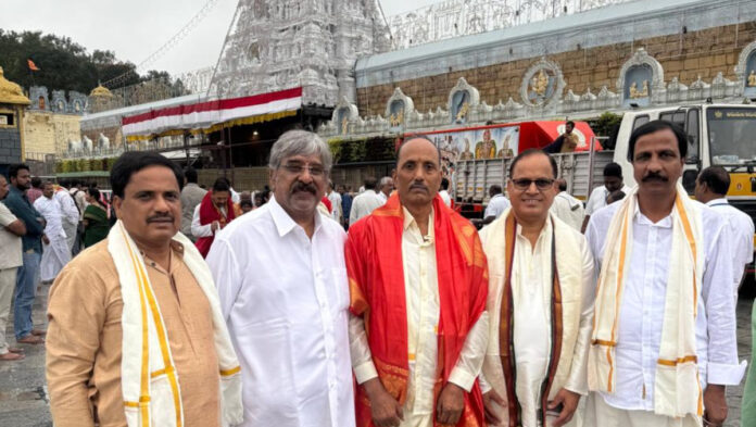 MLA Kasireddy visits Tirumala Venkanna