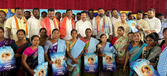 MLA Kavvampally distributed Indira Mahila Shakti sarees
