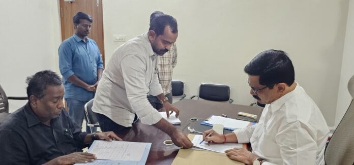 MLAs signatures on Kalyana Lakshmi and Shaadi Mubarak applications