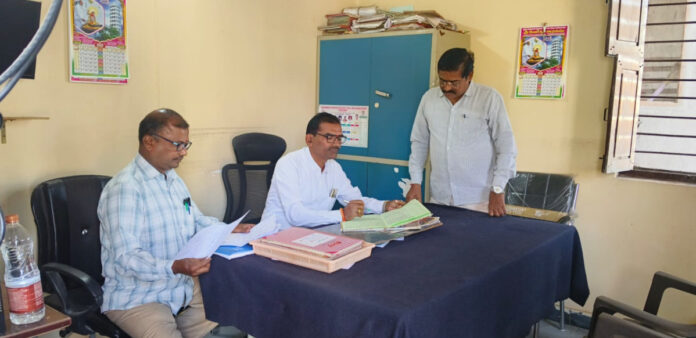 సిర్పూర్ గ్రామపంచాయతీనీ తనిఖీ చేసిన ఎంపీడీవో