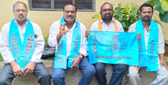 18న మత్స్య కార్మిక సంఘం జిల్లా మహాసభలు జయప్రదం చేయండి