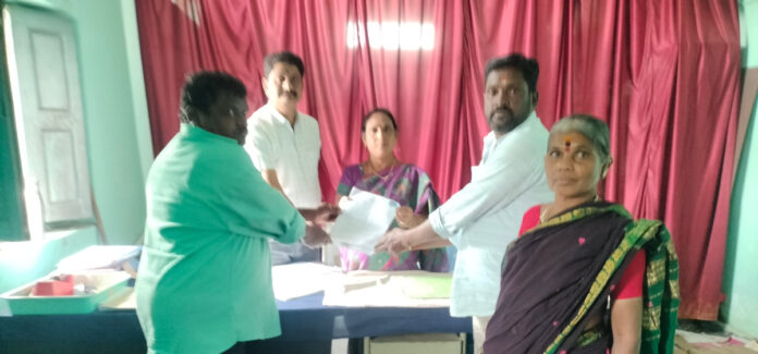 తిర్మన్ పల్లి సర్పంచ్ అభ్యర్థిగా మోహన్ నామినేషన్ దాఖలు..