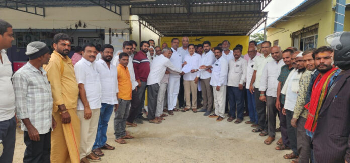 మర్రిపల్లి-ఎక్వయిపల్లి భూముల మీదుగా రోడ్డువద్దు..