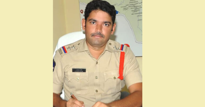 పాత్రికేయులకు క్రికెట్ టోర్నమెంట్ నిర్వహణ