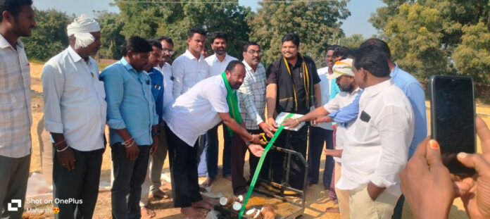 ధాన్యం కొనుగోలు కేంద్రాలను ప్రారంభించిన పీఏసీఎస్ చైర్మన్