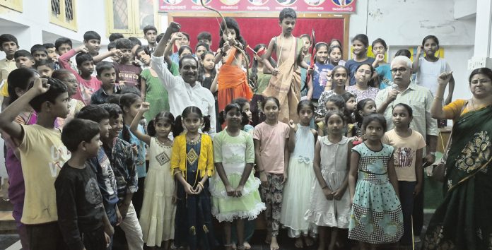 పిల్లల ప్రపంచం పిలుస్తోంది