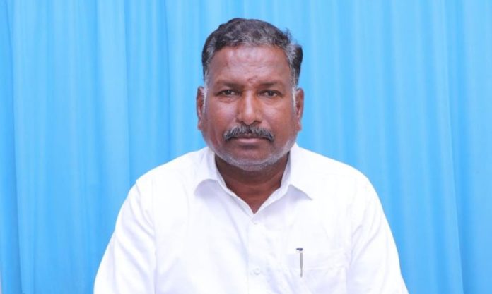 పత్తి కొనుగోలులో నిబంధనలు ఎత్తివేయాలి