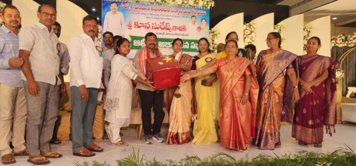 పదవీ విరమణ ఉద్యోగానికే కానీ.. సేవకు కాదు