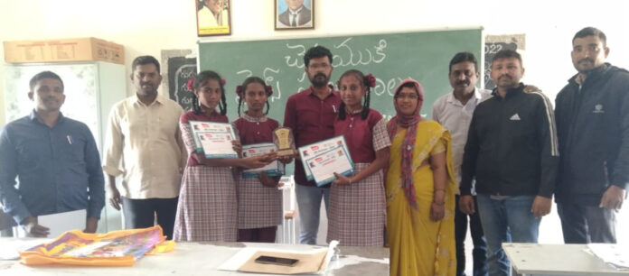 కస్తూర్భాలో చెకుముకి సైన్స్ సంబరాలు..