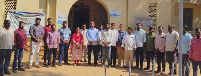 తహశీల్దార్ కార్యాలయంలో వందేమాతరం గీతాలాపన