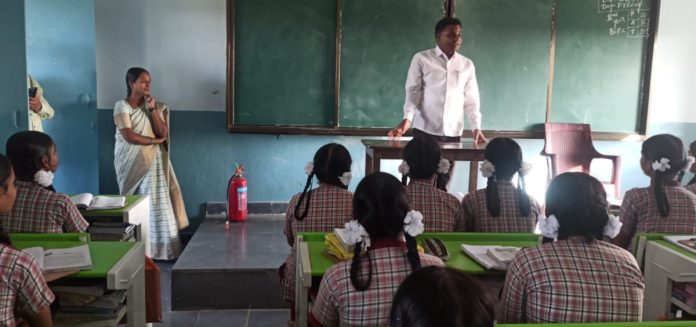 ప్రభుత్వ జూ.కళాశాలను ఆకస్మిక తనిఖీ చేసిన స్పెషల్ ఆఫీసర్