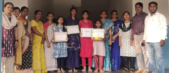 మండల స్థాయి ఒలింపియాడ్, ఎడ్యుకెస్ట్ లో విద్యార్థినిల ప్రతిభ