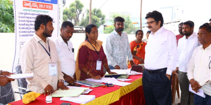 నామినేషన్ల ప్రక్రియ పారదర్శకంగా నిర్వహించాలి