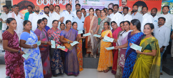 పేదల సంక్షేమమే కాంగ్రెస్ పార్టీ ధ్యేయం