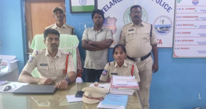 వేర్వేరు దొంగతనాలలో ఇరువురు అరెస్ట్