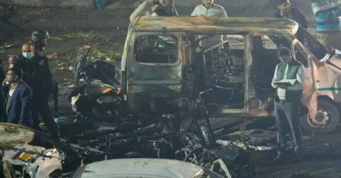 26/11 తరహాలో భారీ దాడులకు ఉగ్రవాదుల కుట్ర