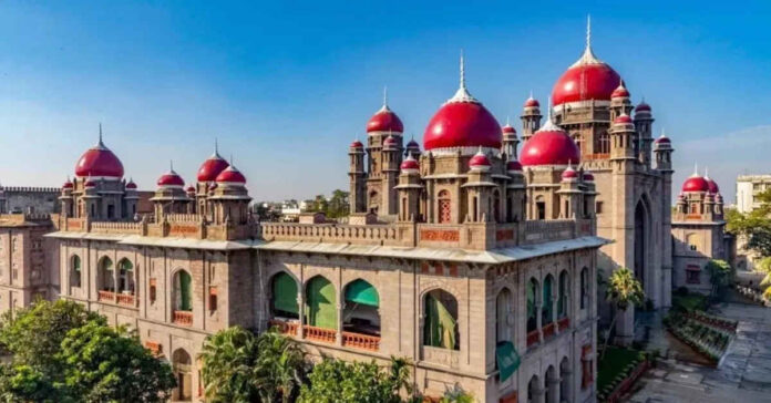 స్థానిక సంస్థల ఎన్నికలపై హైకోర్టులో విచారణ వాయిదా