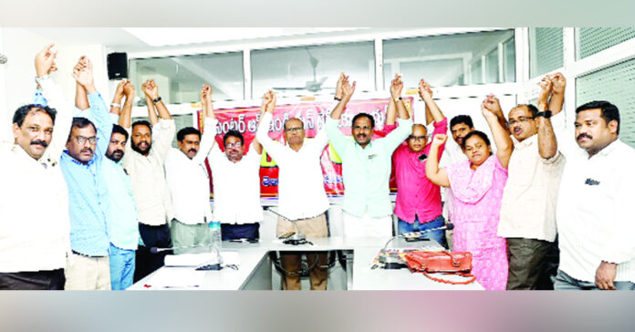 Rallies in district centers on the 26th to protest against central government policies