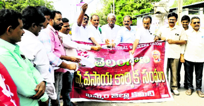 కార్పొరేట్, మతోన్మాద శక్తులకు ఉపయోగపడే..నాలుగు లేబర్ కోడ్లను రద్దు చేయాలి