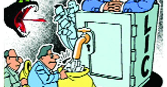 బీమా రంగంపై కార్పొరేట్ పడగ