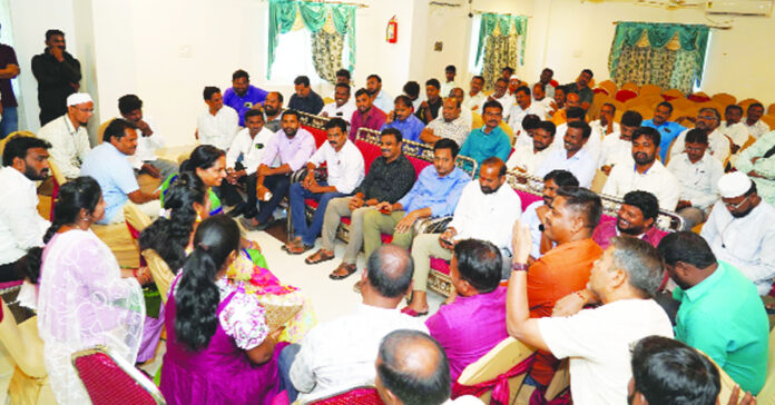 Laziness in providing Krishna water