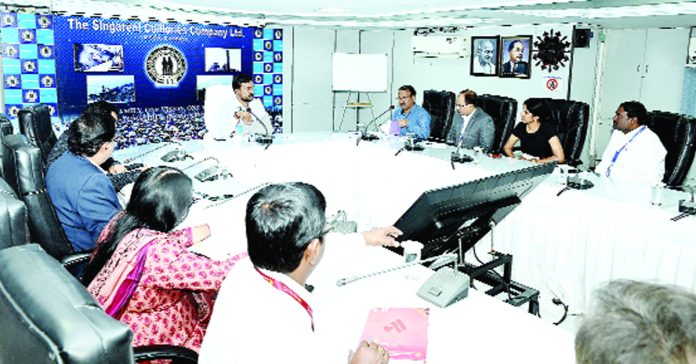 Apply Rs. 50 lakh insurance to contract workers