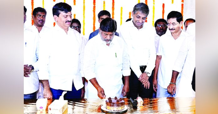 Congress was formed on the foundations of secularism.