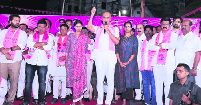 ఎవరు గెలవాలి..? లేడీనా..? రౌడీనా..?