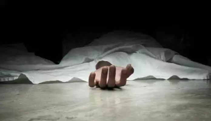 పెళ్లయిన నెల రోజులకే వరుడి బలవన్మరణం