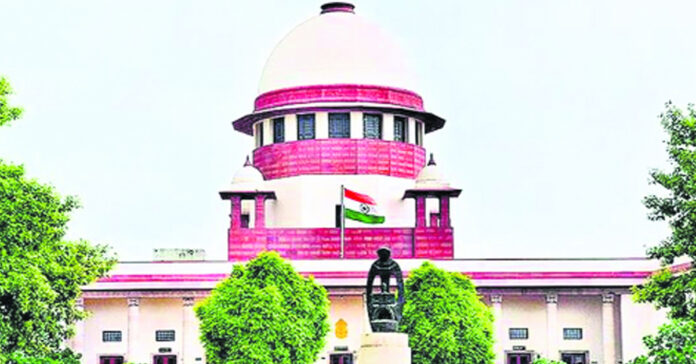 ఎన్నికల కమిషన్కు సుప్రీం నోటీసులు
