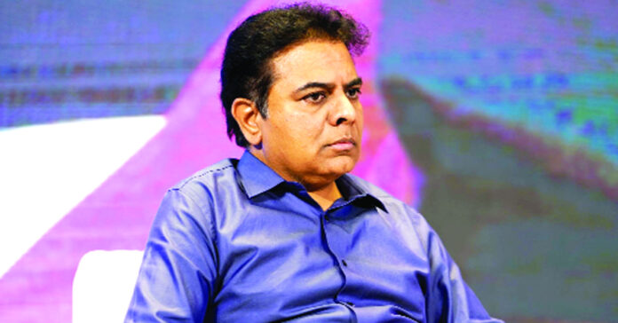 పత్తి రైతుల కష్టాలు పట్టించుకోండి