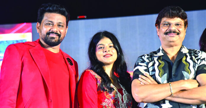 అంతే పవర్ఫుల్గా..