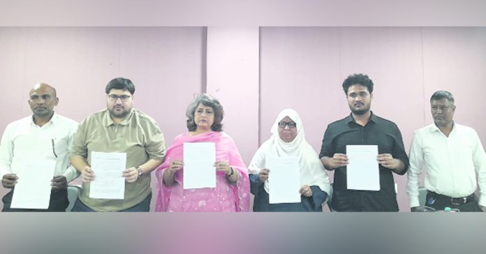 Untitled-65 copy Riyaz died in police custody.