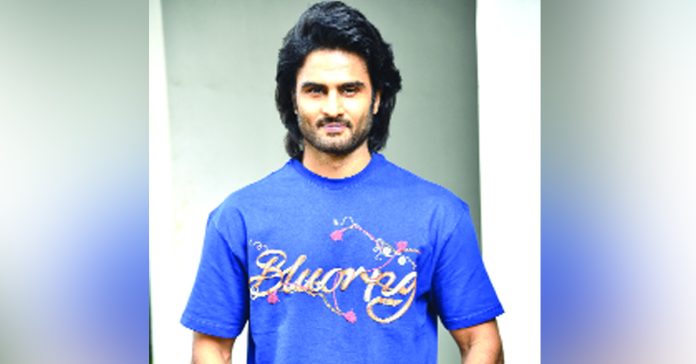 ఘోస్ట్ హంటర్గా సర్ప్రైజ్ చేస్తా..