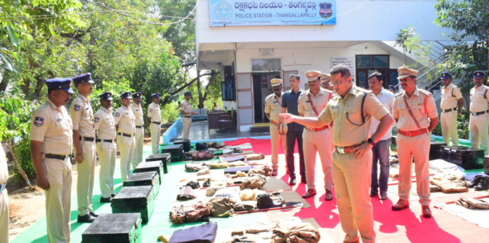 గ్రామాలలో పకడ్బందీగా విజిబుల్ పోలీసింగ్ అమలు చేయాలి..