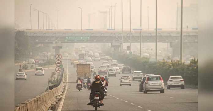 ఢిల్లీలో తగ్గని వాయు కాలుష్యం