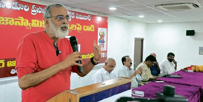 అమెరికా పెత్తనాన్ని నిలువరిస్తున్న సోషలిస్ట్ దేశాలు