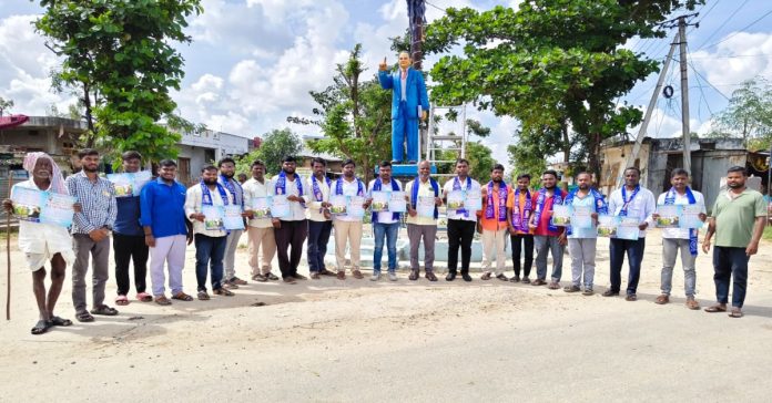 f2ab7611-7a2d-4893-b399-cea3350eec1f Hello Mala - Chalo Delhi