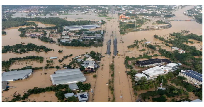 థాయిలాండ్లో వరదలు..145 మంది మృతి