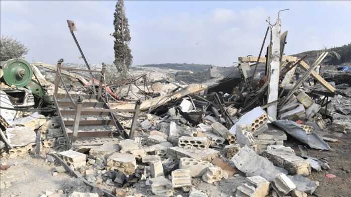 పాలస్తీనా శరణార్థి శిబిరం సమీపంలో ఇజ్రాయెల్ దాడి.. 13 మంది మృతి