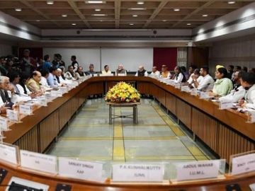 రేపటి నుంచి పార్లమెంట్ సమావేశాలు..నేడు అఖిలపక్ష భేటీ