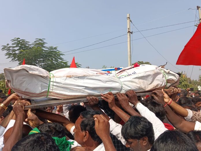 మావోయిస్టు సెంట్రల్ కమిటీ సభ్యుడు గణేష్ అంతక్రియలు పూర్తి…