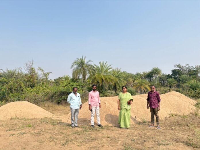 350కి పైగా ఇసుక డంపులు సీజ్